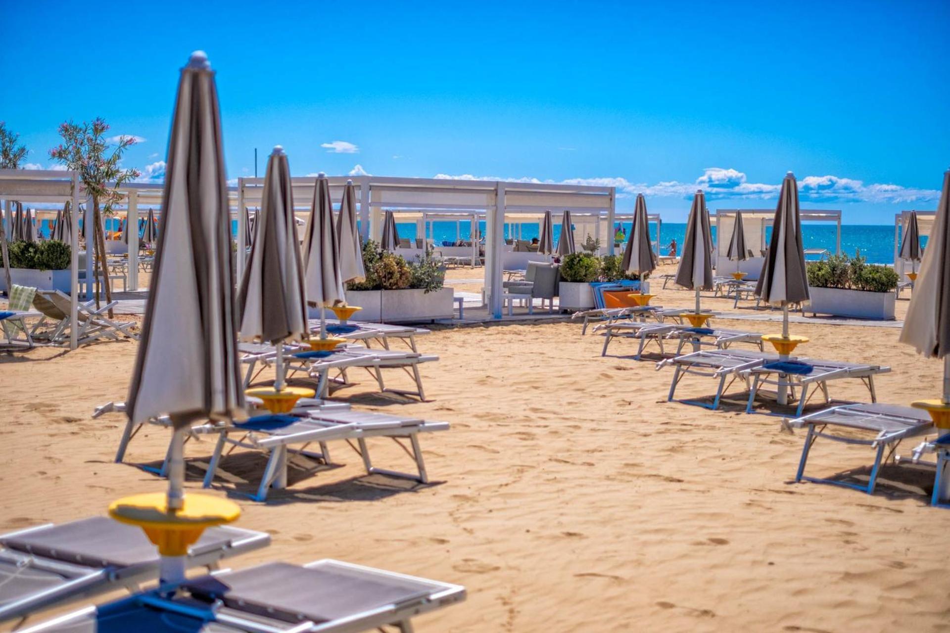 Costa Rica Bibione Eco Resort ภายนอก รูปภาพ