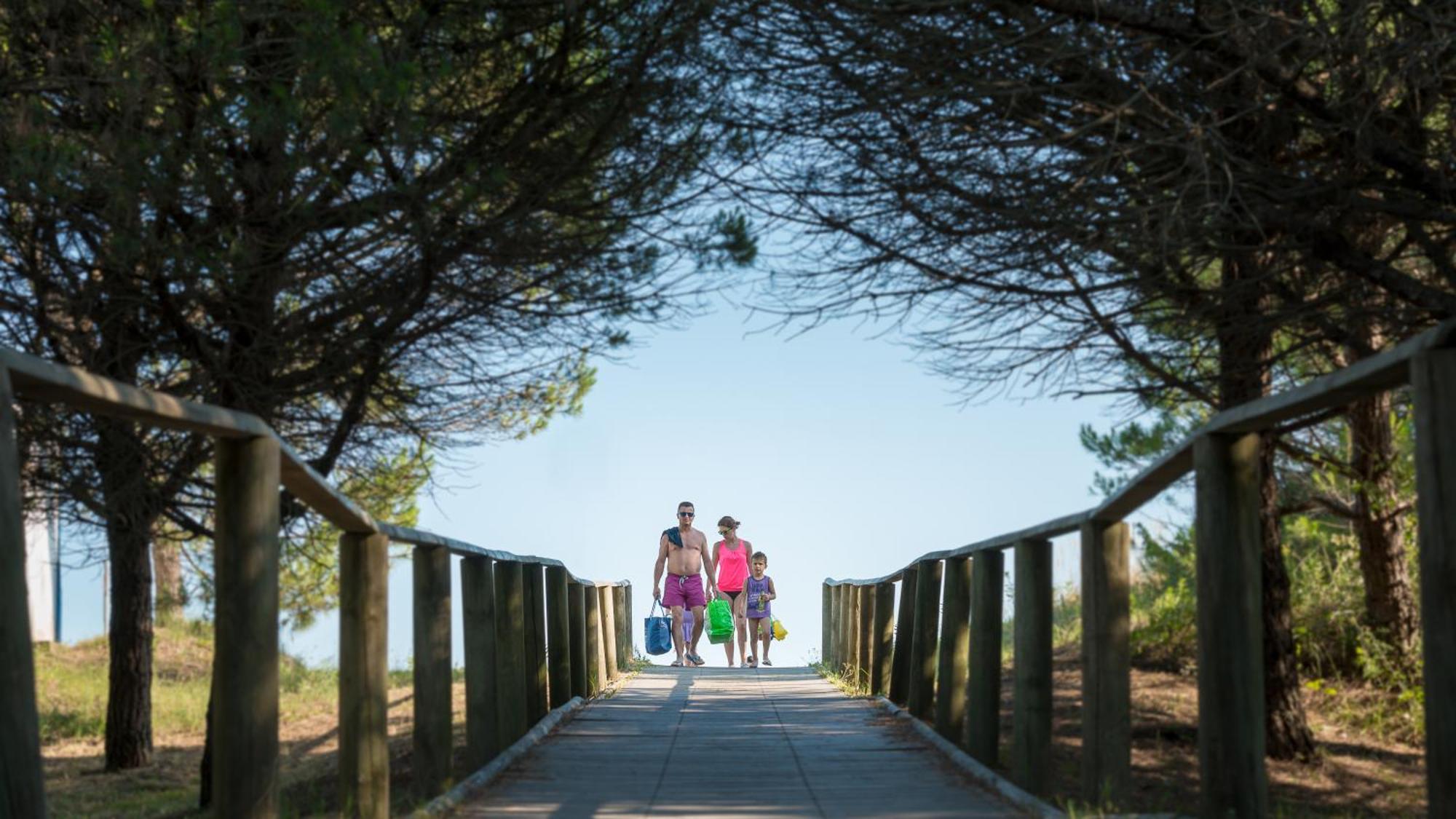 Costa Rica Bibione Eco Resort ภายนอก รูปภาพ